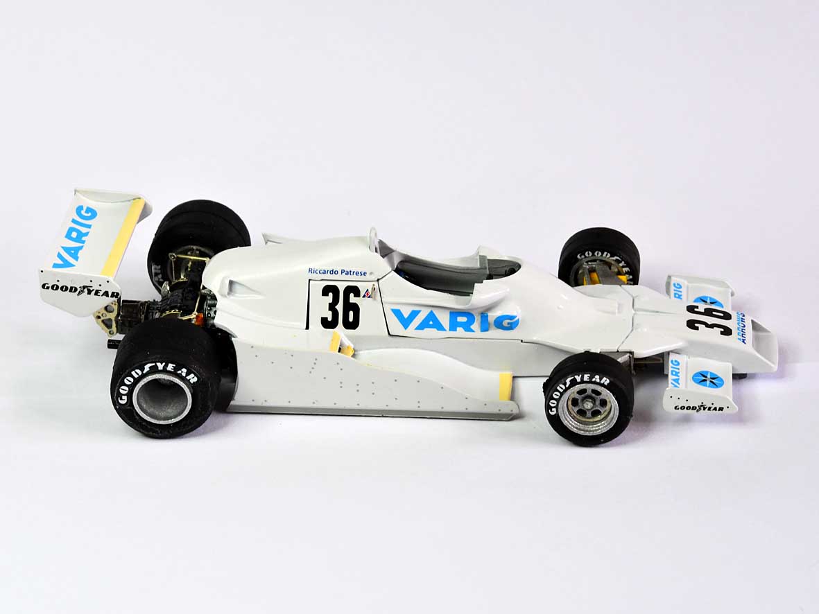 Tameo SLK 120 kit montaggio 1/43 da verniciare