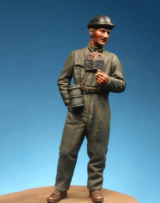 Model Cellar WWI German Tanker in coveralls figurino carrista