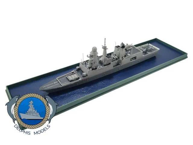 Delphis Models Andrea Doria D553 Orizzonte modello montato Marina Militare