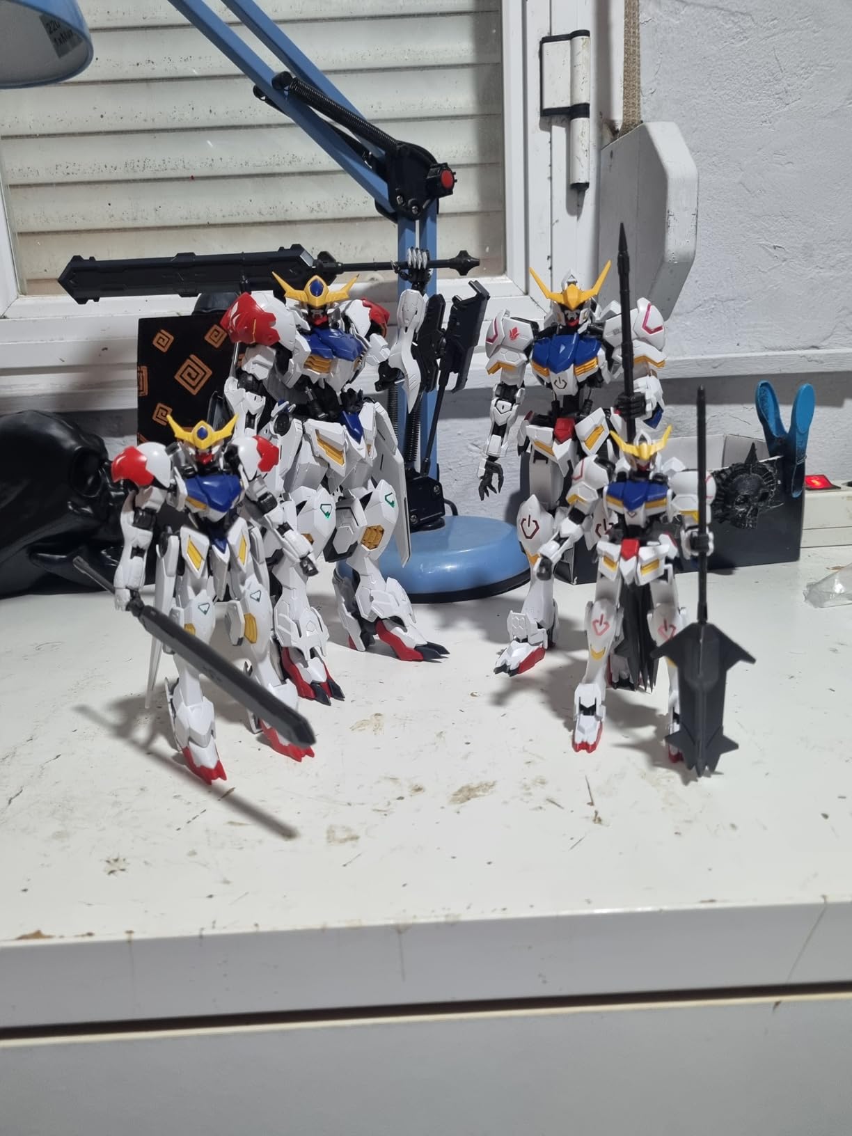 Bandai Gundam Barbatos Lupus MG 1/100 kit modello Gunpla
