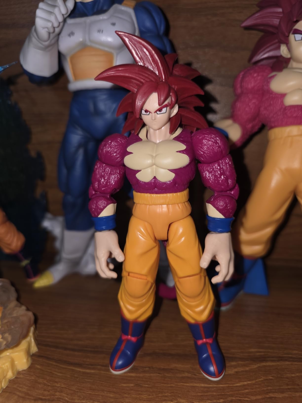 Bandai Dragon Stars Goku Super Saiyan 4 Daima action figure 17 cm