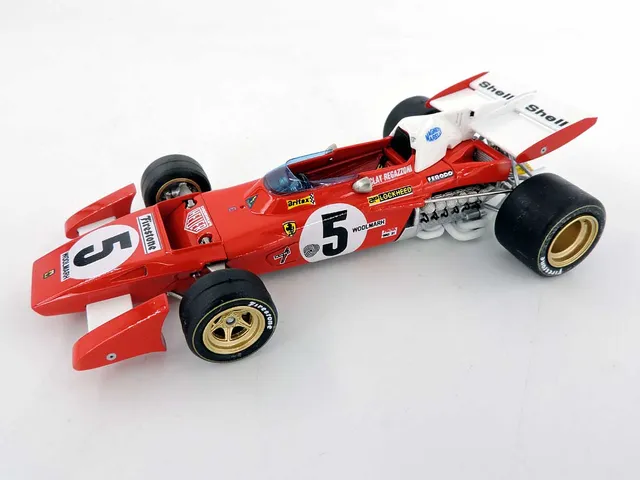 Tameo Kits SLK 127 kit montaggio 1/43