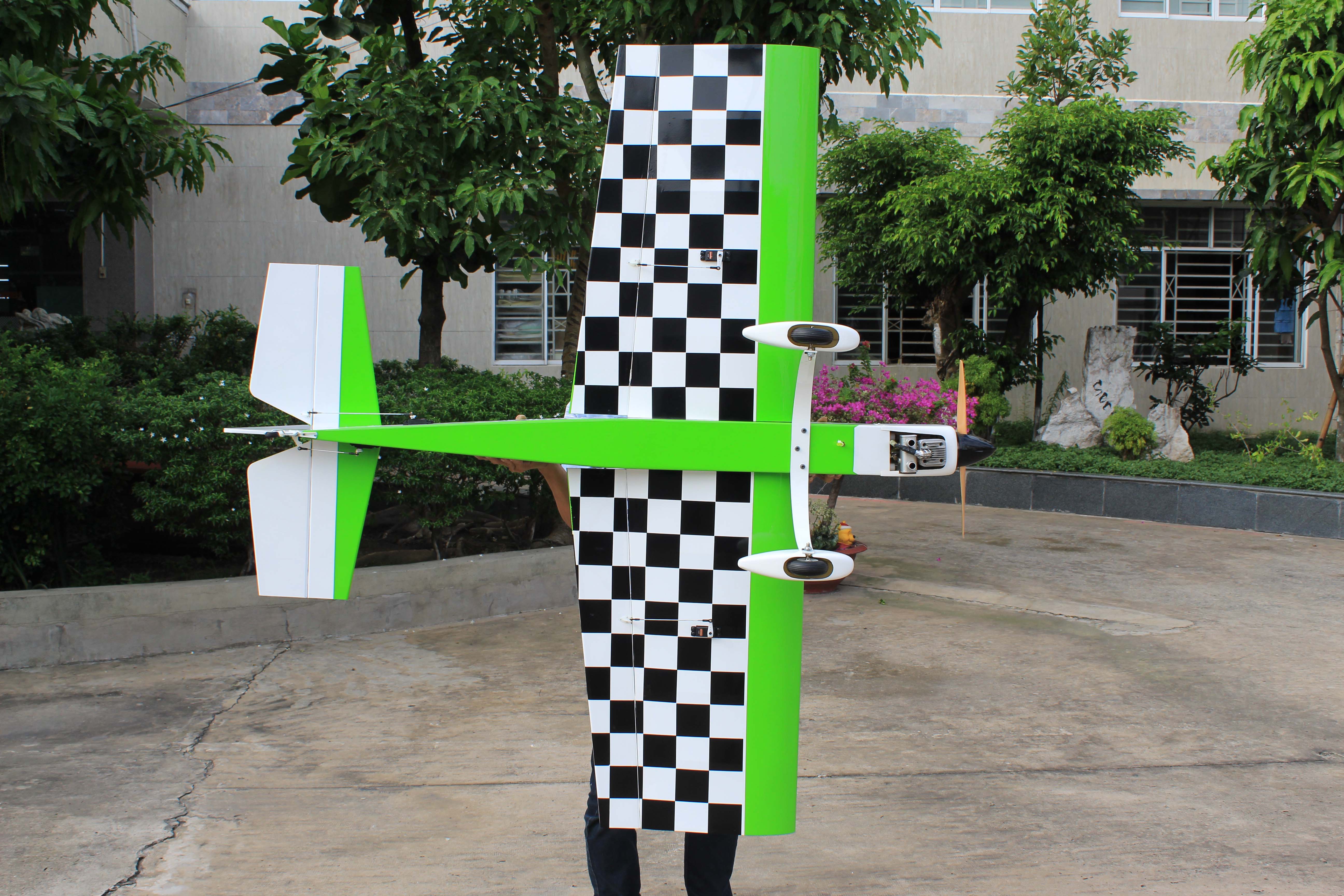 SIG Somethin Xtra 60 EG ARF aereo verde acrobazia