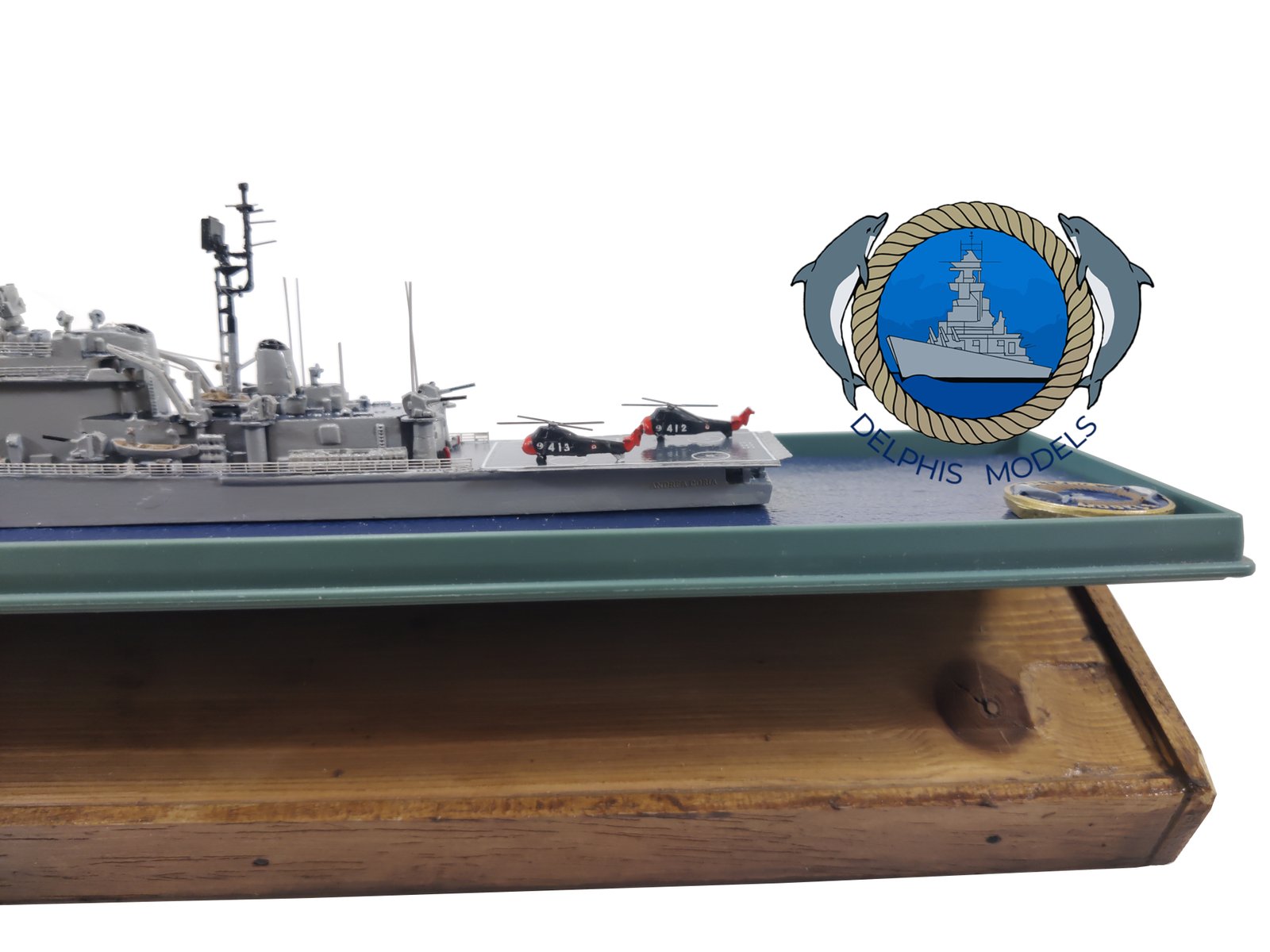 Delphis Models Andrea Doria C553 incrociatore modello montato 1/700