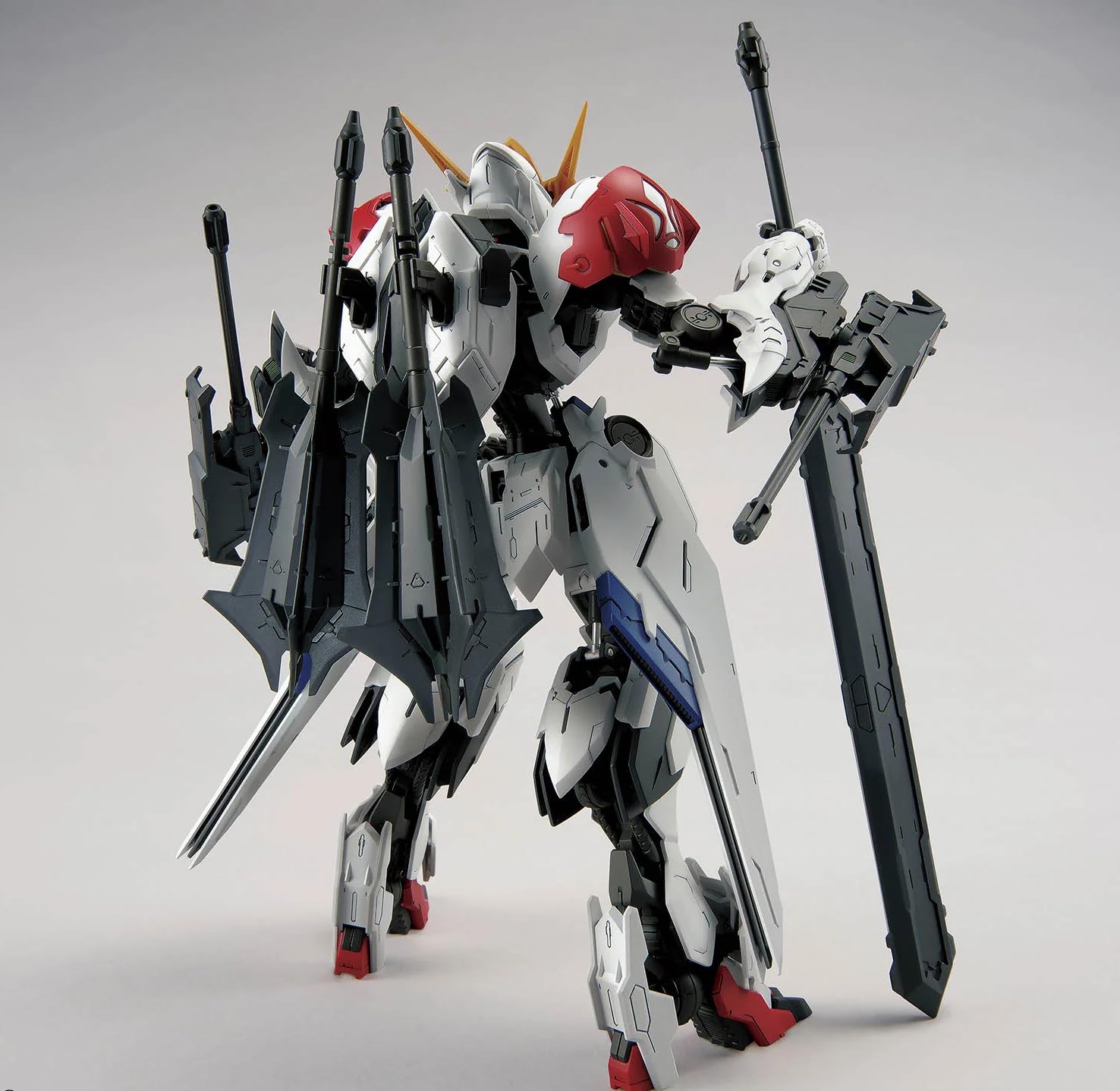 Bandai Gundam Barbatos Lupus MG 1/100 kit modello Gunpla