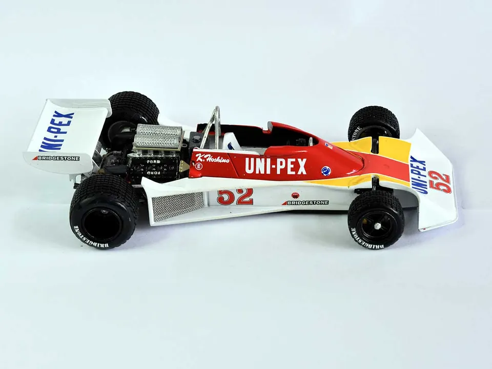 Tameo Kits SLK 124 kit scala 1/43 da verniciare