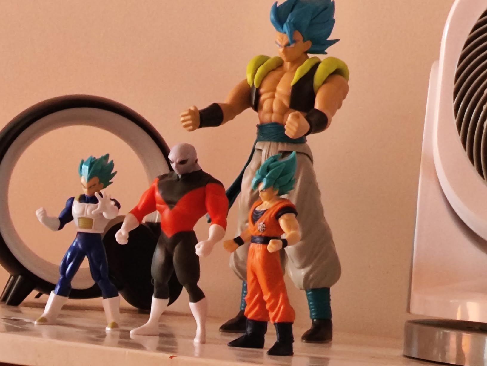 Bandai Limit Breaker Goku action figure gigante 30 cm