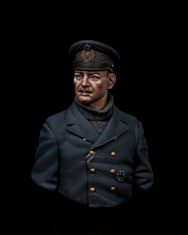 Model Cellar WWI German Zeppelin Commander busto