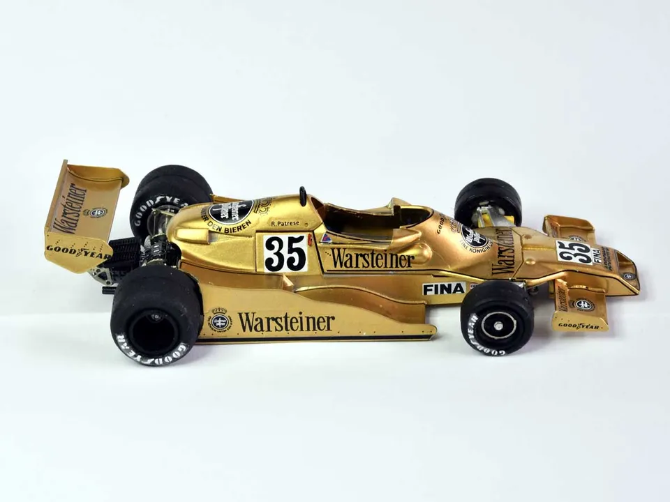 Tameo Kits SLK 106 kit modello 1/43 F1 da verniciare