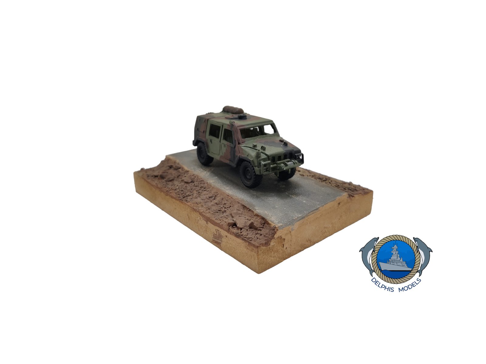 Delphis Models LMV Lince 1/87 modello blindato in resina