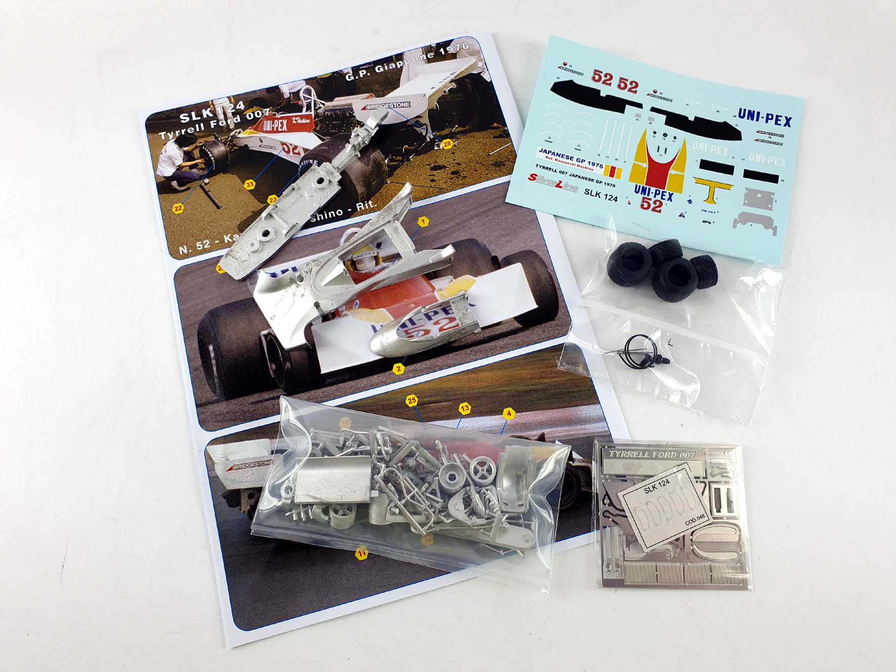 Tameo Kits SLK 124 kit scala 1/43 da verniciare
