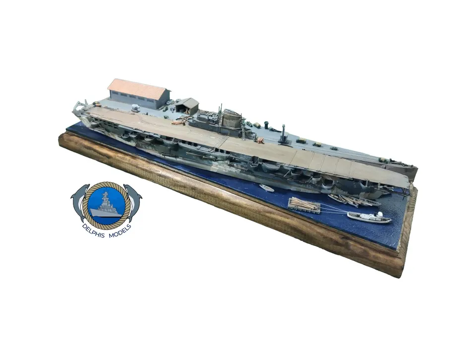 Delphis Models Aquila diorama 1/700 portaerei in costruzione