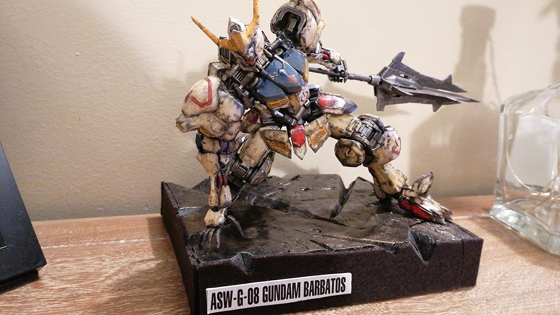 Bandai MG Gundam Barbatos kit modello 1/100