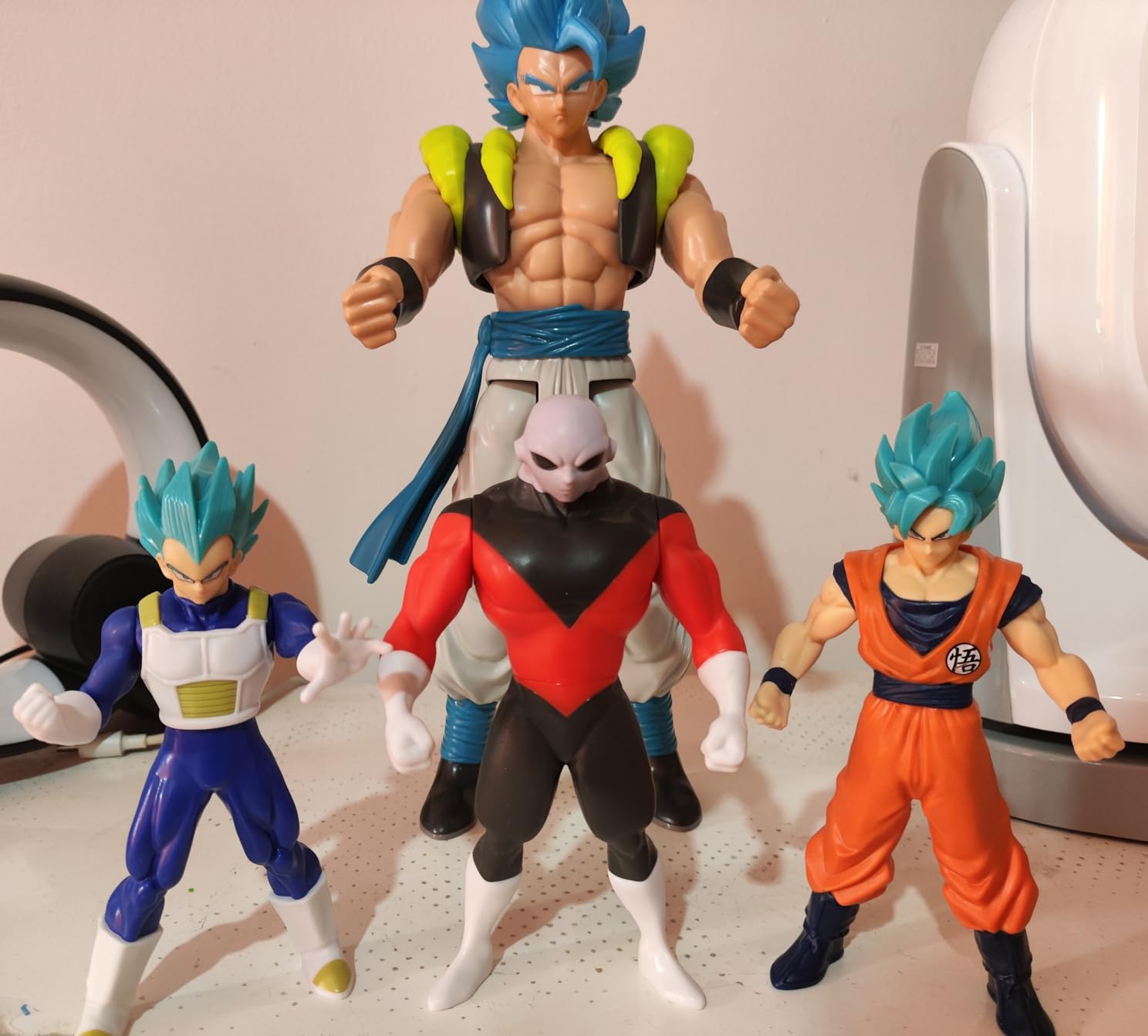 Bandai Limit Breaker Goku action figure gigante 30 cm