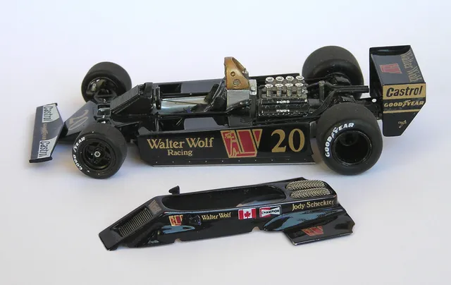 Tameo Kits TWU 002 kit auto 1/43 da verniciare