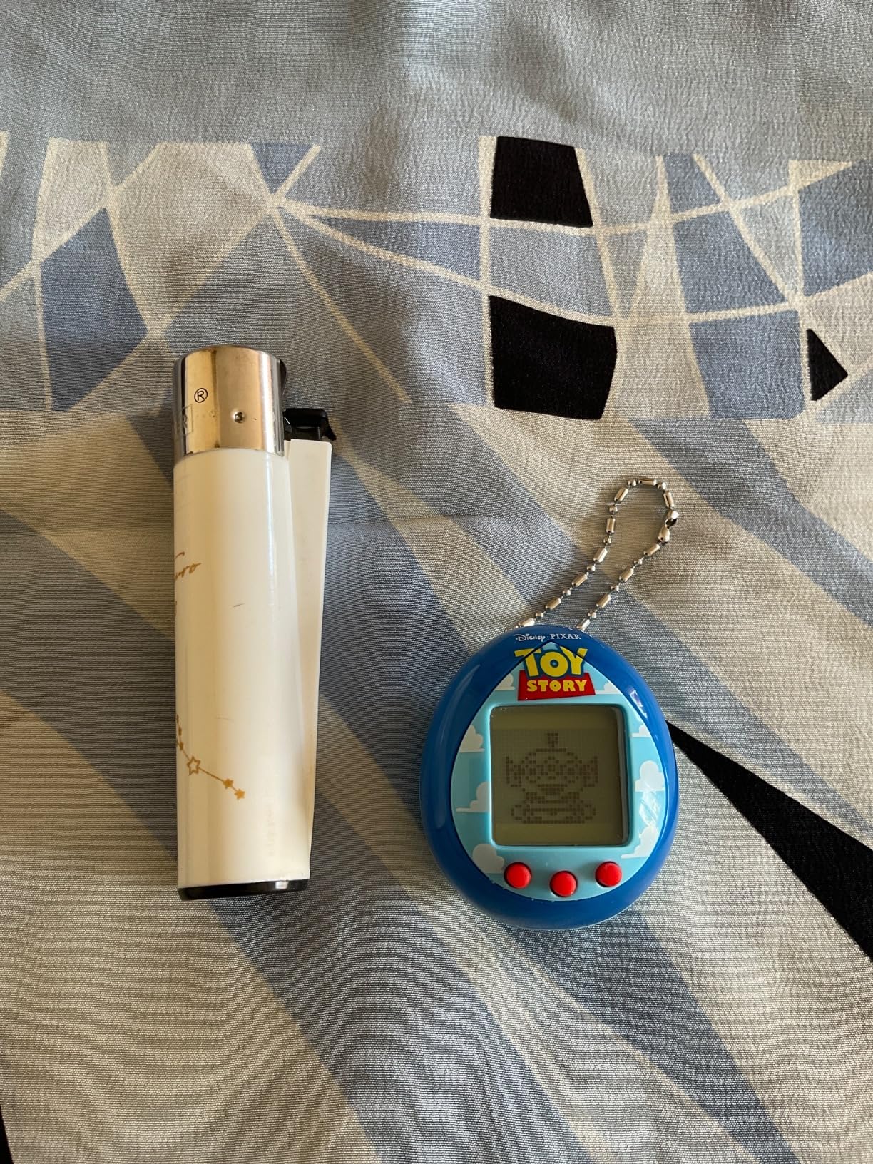 Bandai Tamagotchi Nano One Piece Going Merry 81149 animale virtuale