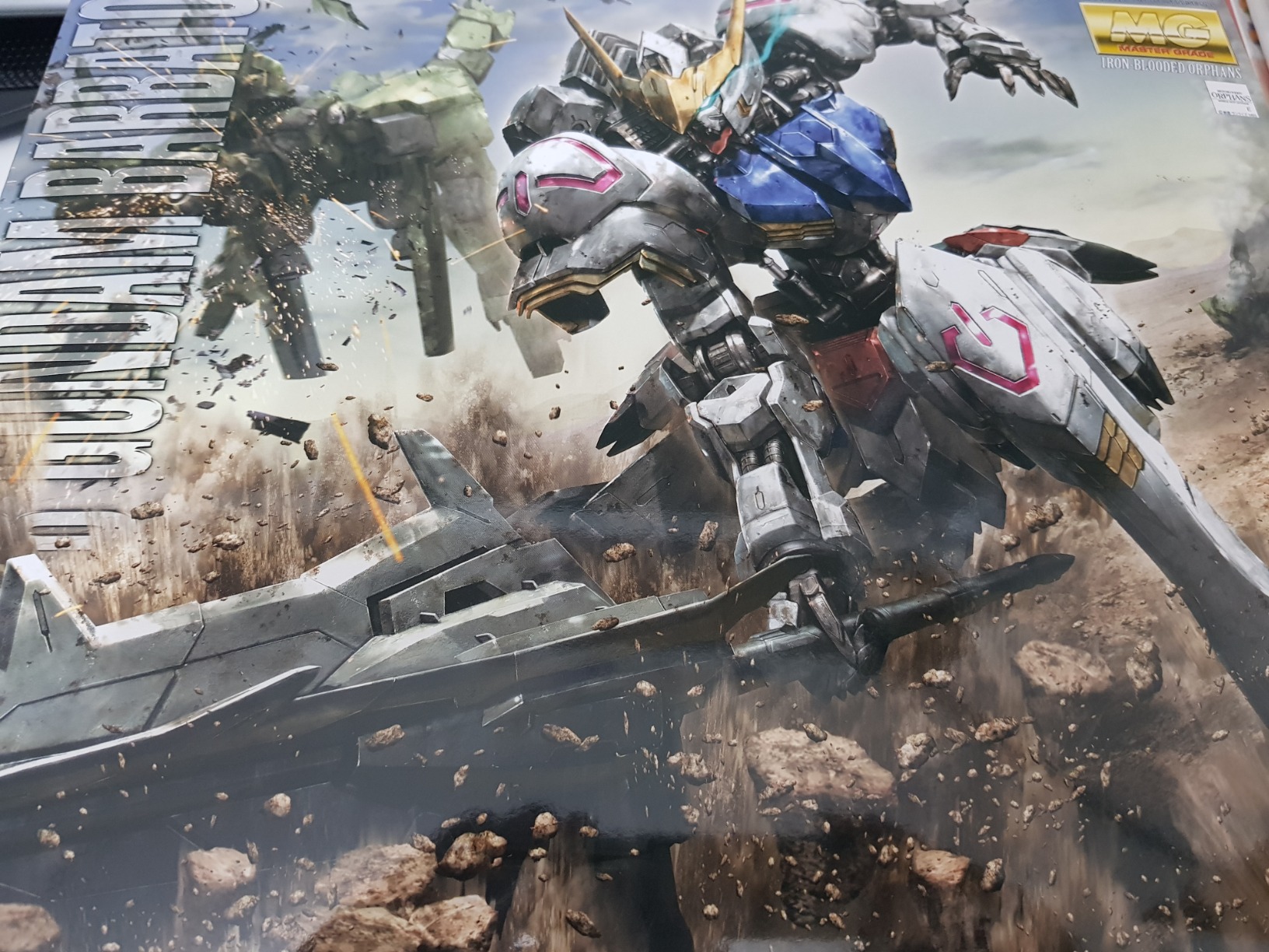 Bandai MG Gundam Barbatos kit modello 1/100