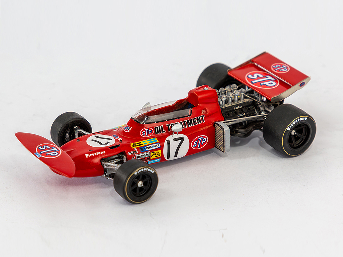 Tameo Kits TMK 448 kit auto 1/43 in metallo