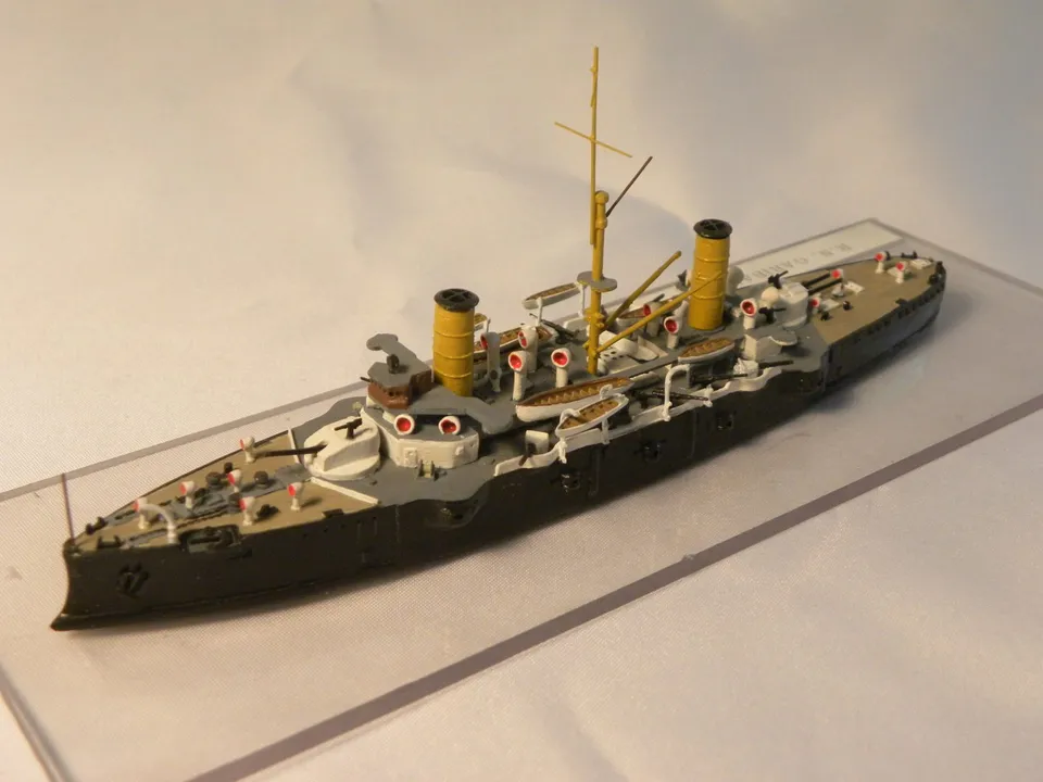 Delphis Models Giuseppe Garibaldi 1899 kit incrociatore