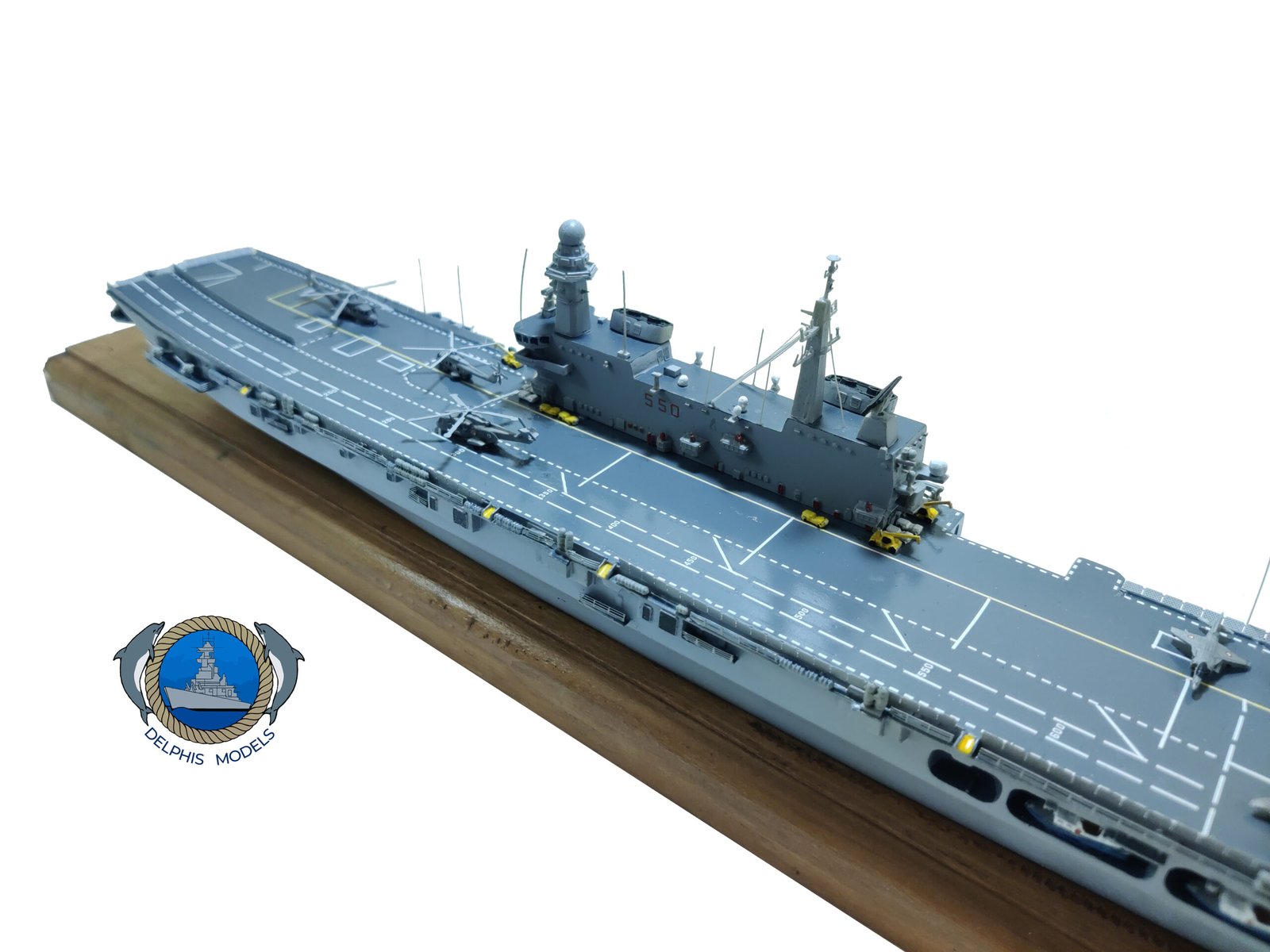 Delphis Models Cavour C 550 portaerei kit in scatola STOVL