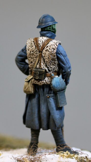 Model Cellar WWI French Poilu in winter dress figurino