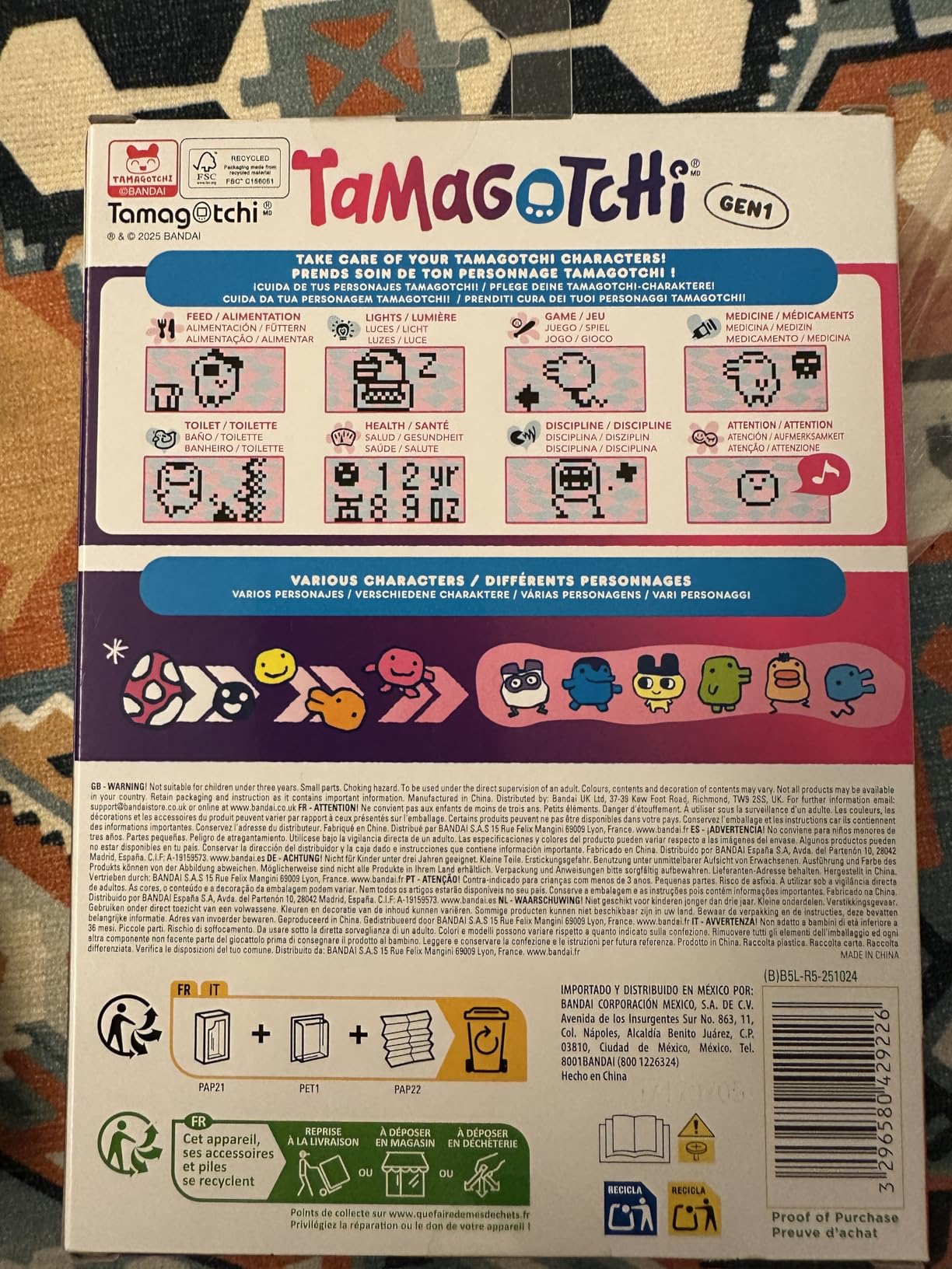 Tamagotchi Originale Tama Universe animaletto virtuale LCD