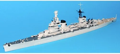 Delphis Models Trieste kit incrociatore pesante 1:700 Trento