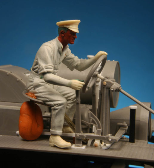 Model Cellar Holt Tractor Driver figurino 1/35 per Roden