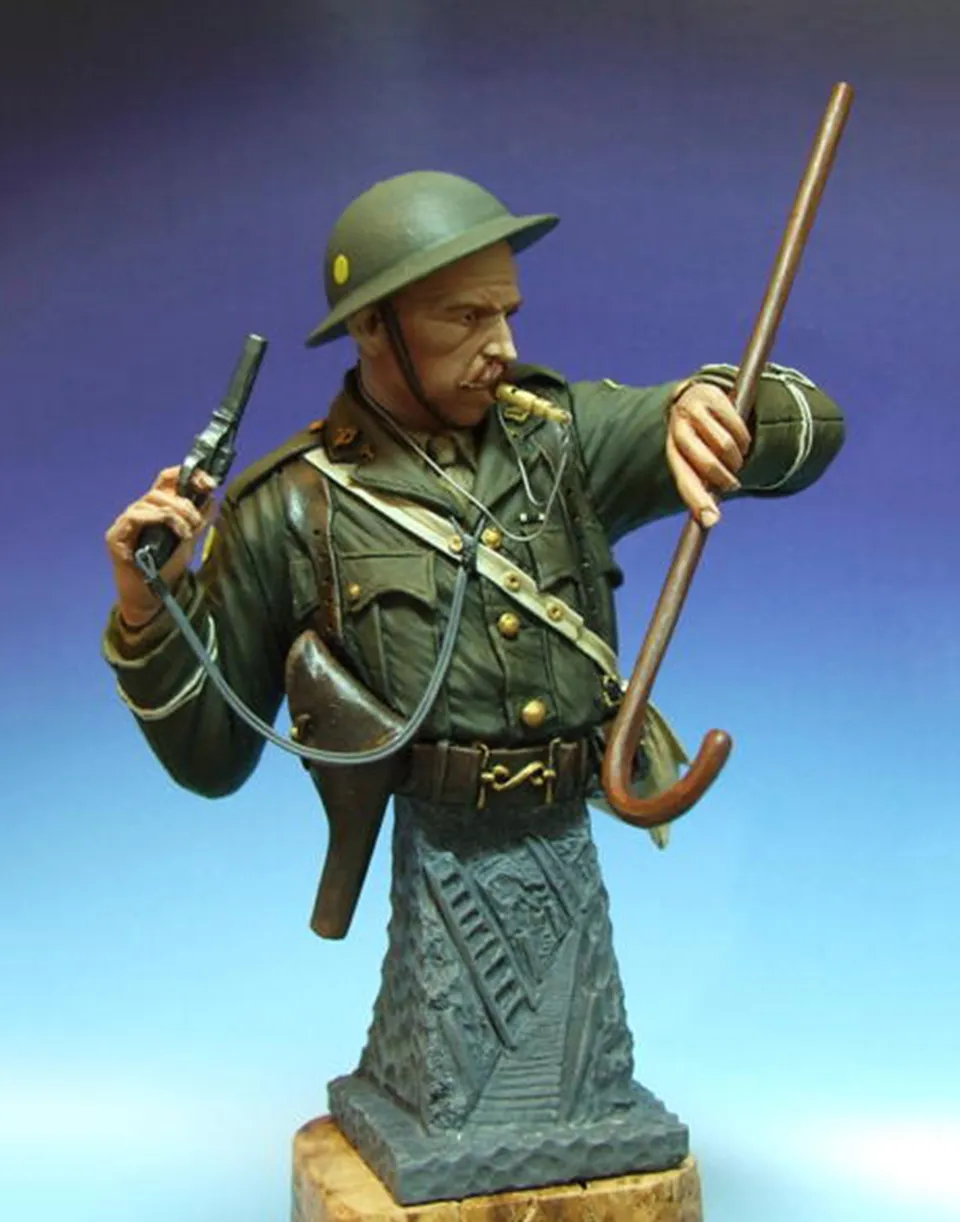 Model Cellar Over The Top Captain 2/5th 1916 figurino