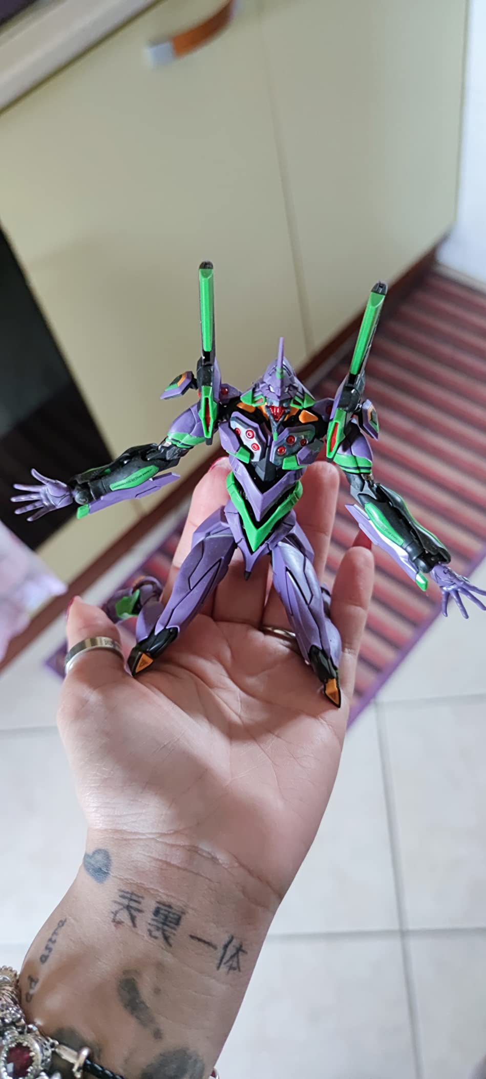 Bandai RG Evangelion Unit-01 modello kit Prima Edizione