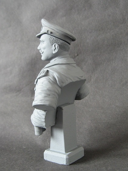 Model Cellar Russian Officer 1914 busto in resina