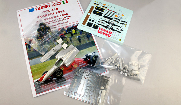 Tameo TMK 418 kit modello auto in metallo
