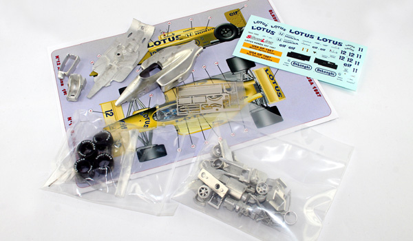 Tameo Kits SLK 097 kit 1/43 Silver Line