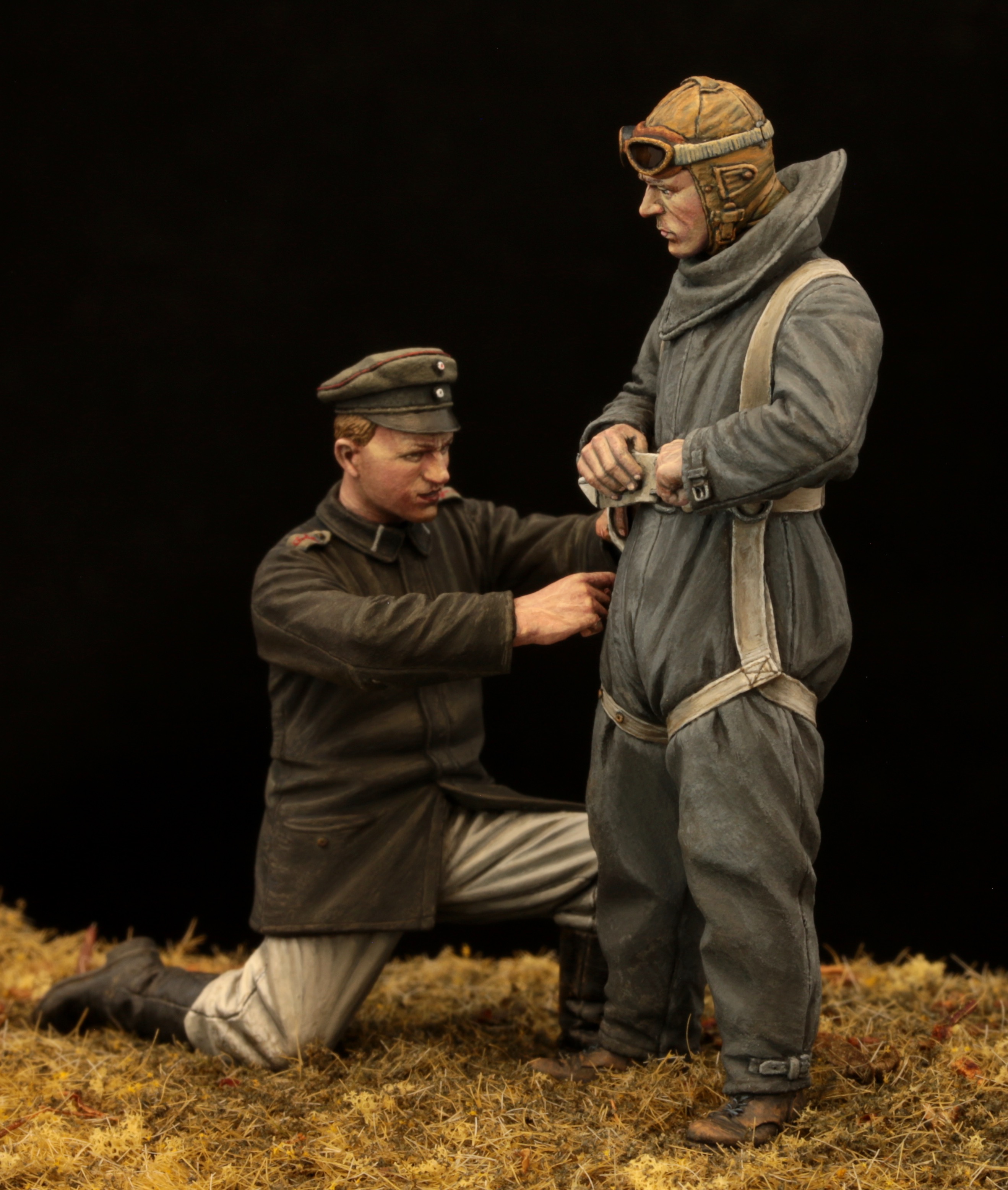 Model Cellar Pilota Tedesco Heinecke Kit Figure WWI Pilota e Meccanico