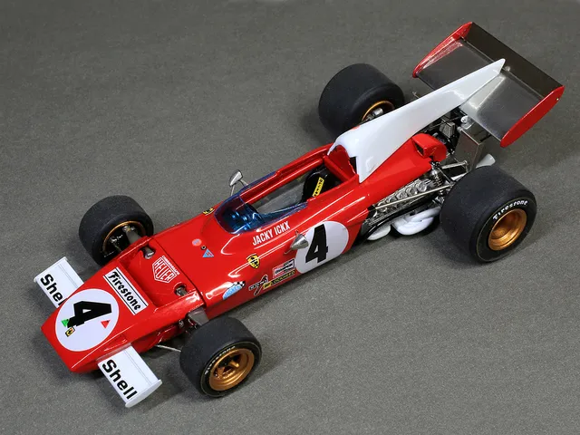 Tameo Kits TMK 402 kit scala 1/43 in metallo