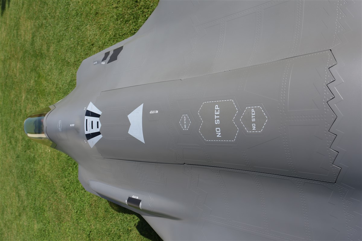Arolab F-35 Lightning II jet RC in scala