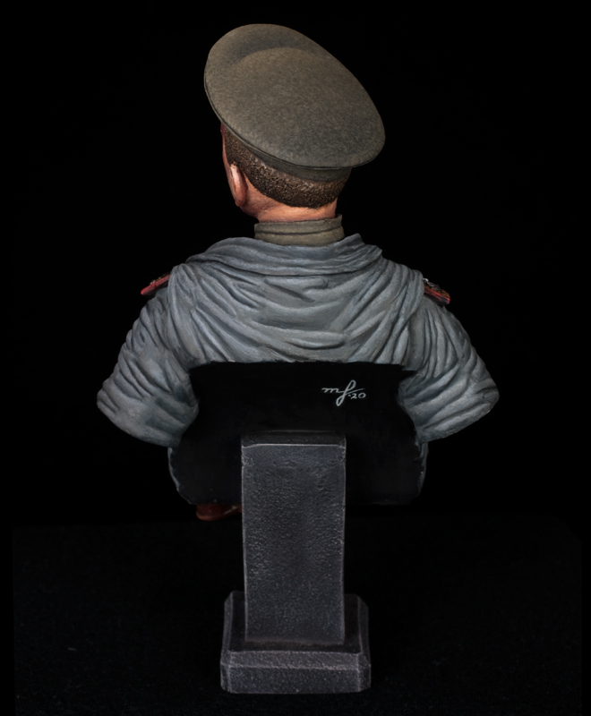 Model Cellar Russian Officer 1914 busto in resina