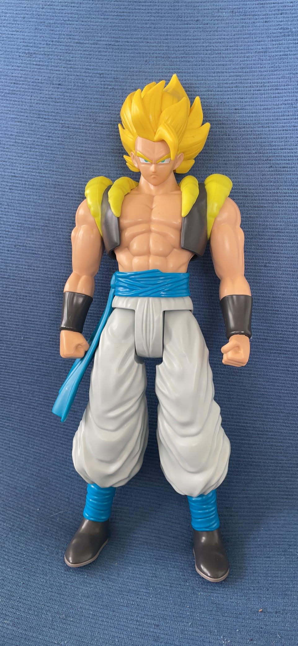 Bandai Limit Breaker Goku action figure gigante 30 cm