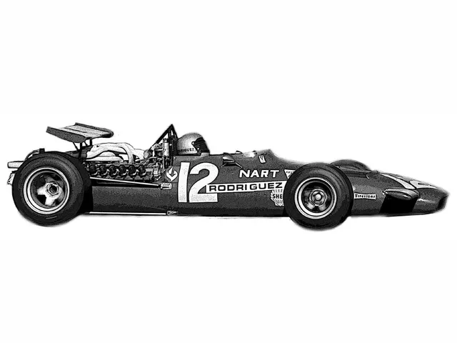 Tameo Kits SLK 137 kit 1/43 metallo bianco