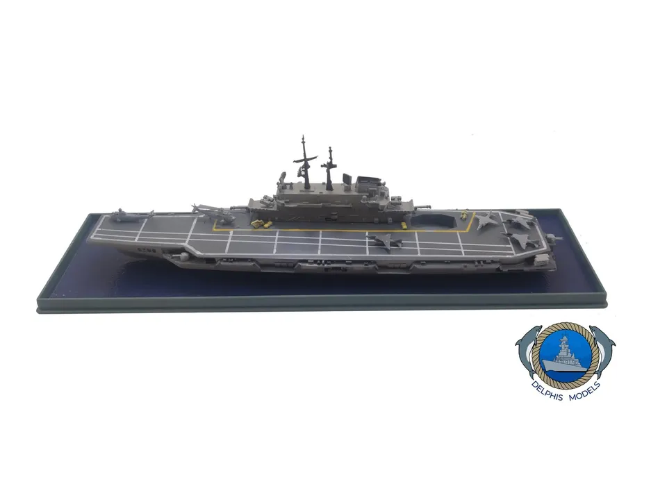 Delphis Models Garibaldi C 551 modello nave montato