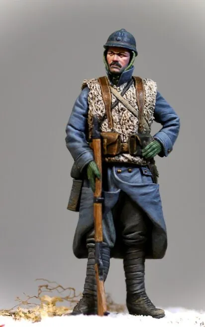 Model Cellar WWI French Poilu in winter dress figurino