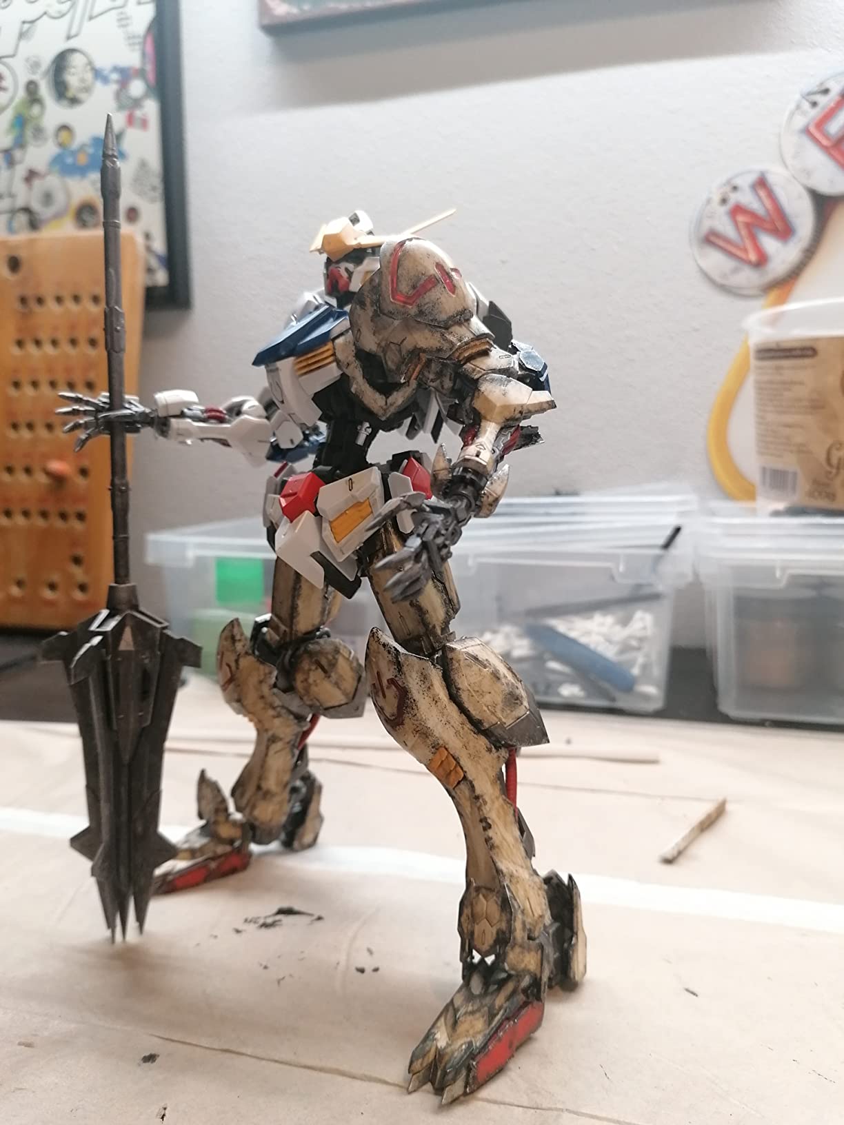Bandai MG Gundam Barbatos kit modello 1/100