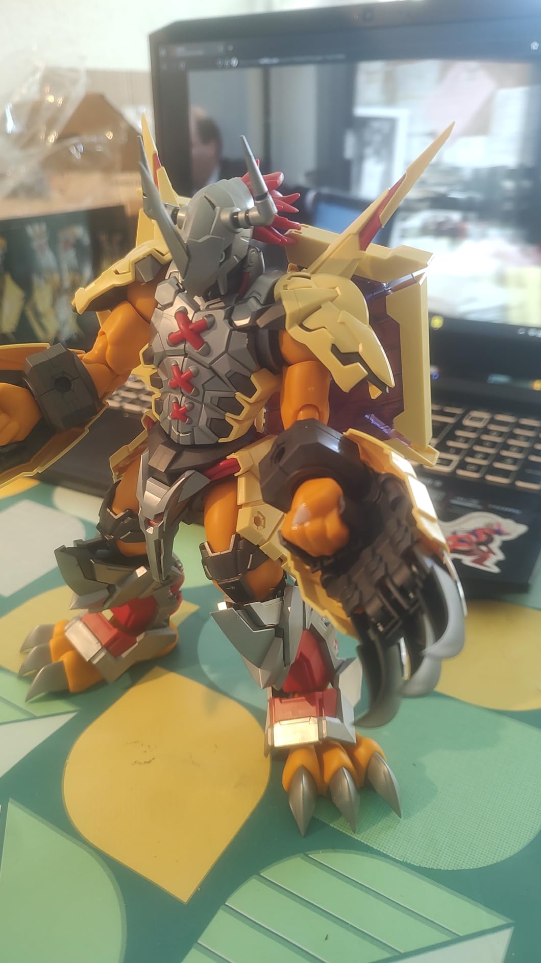 Bandai Figure-rise Wargreymon Amplified model kit senza colla