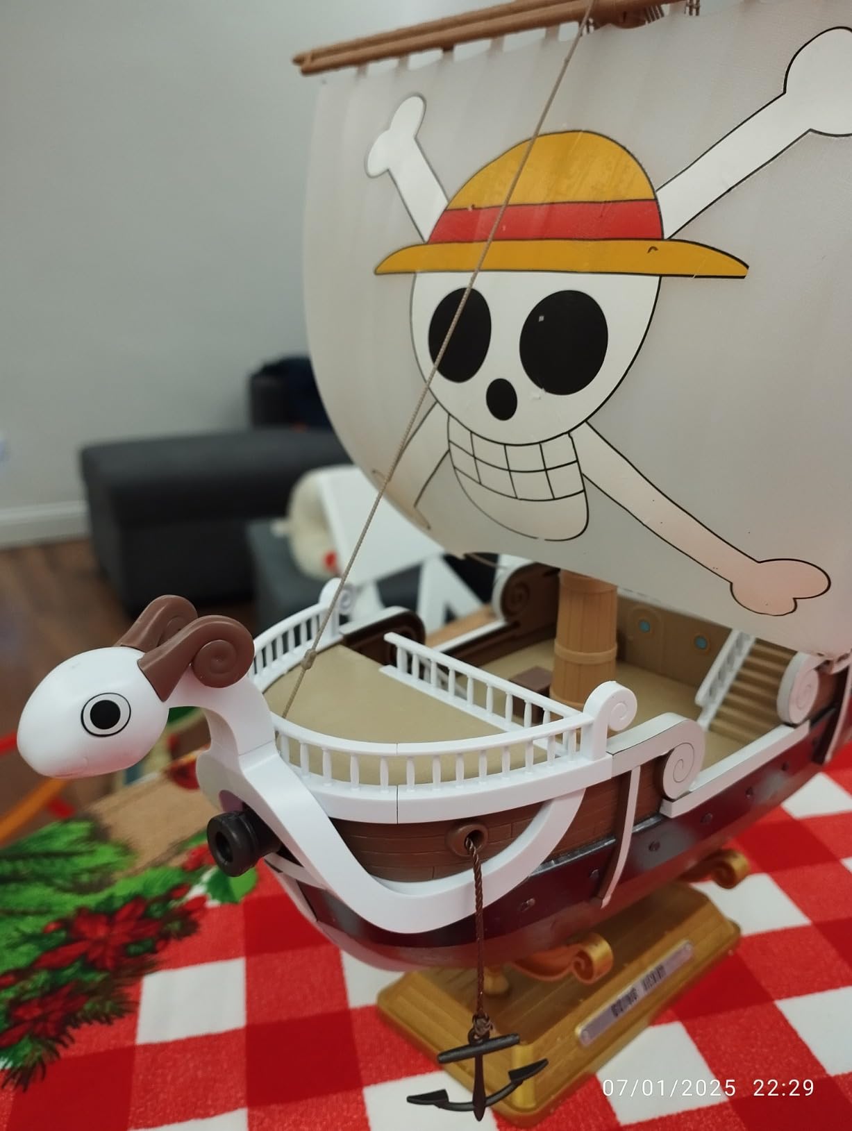 Bandai One Piece Thousand Sunny Wano kit modello multicolore