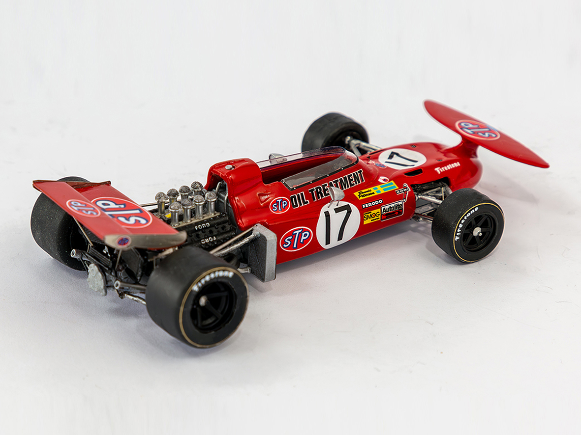 Tameo Kits TMK 448 kit auto 1/43 in metallo