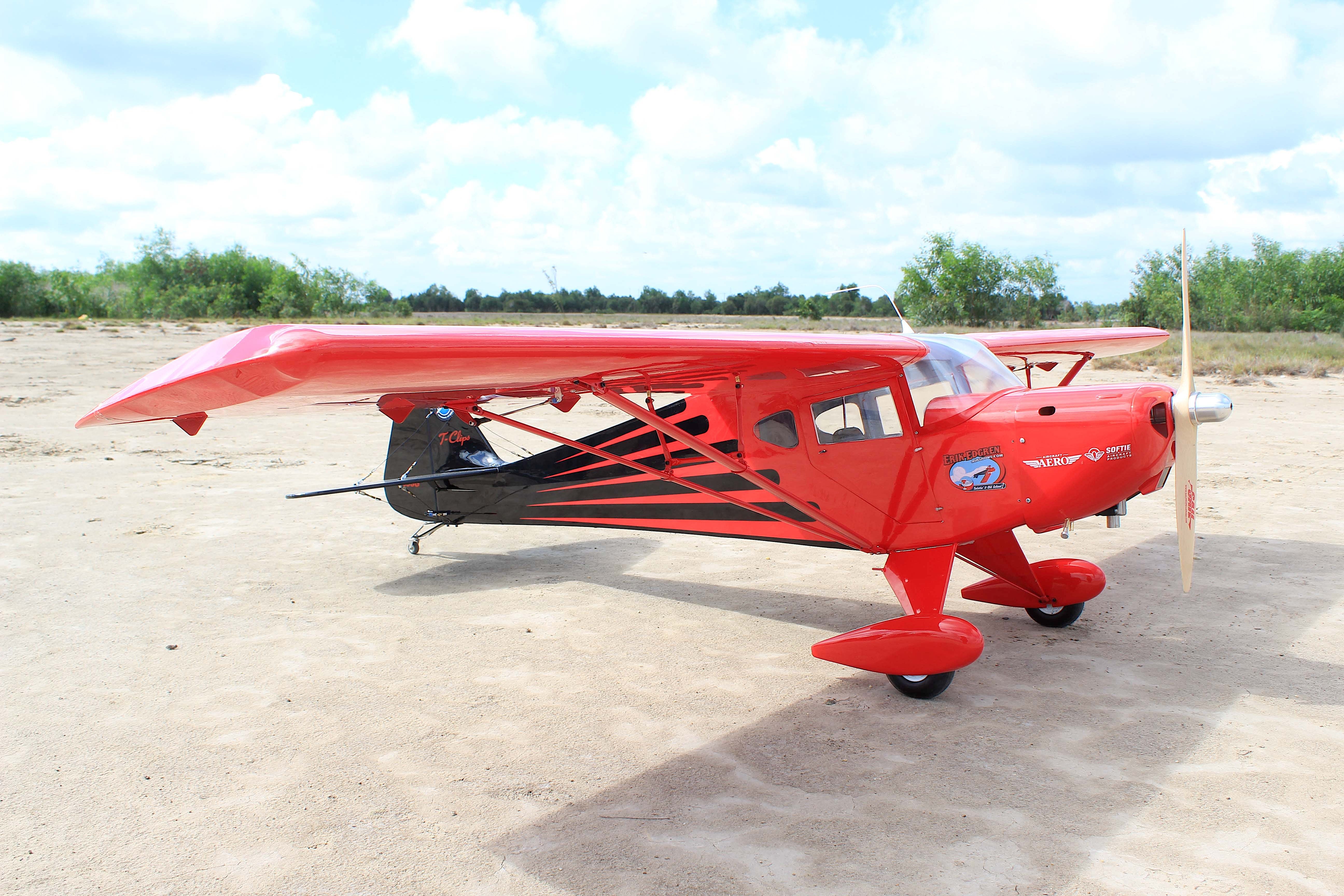 SIG T-Clips 1/4 ARF aereo RC 90" balsa